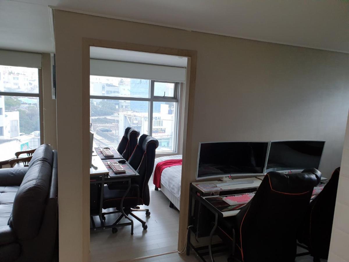 R&T Hotel Jeju Extérieur photo