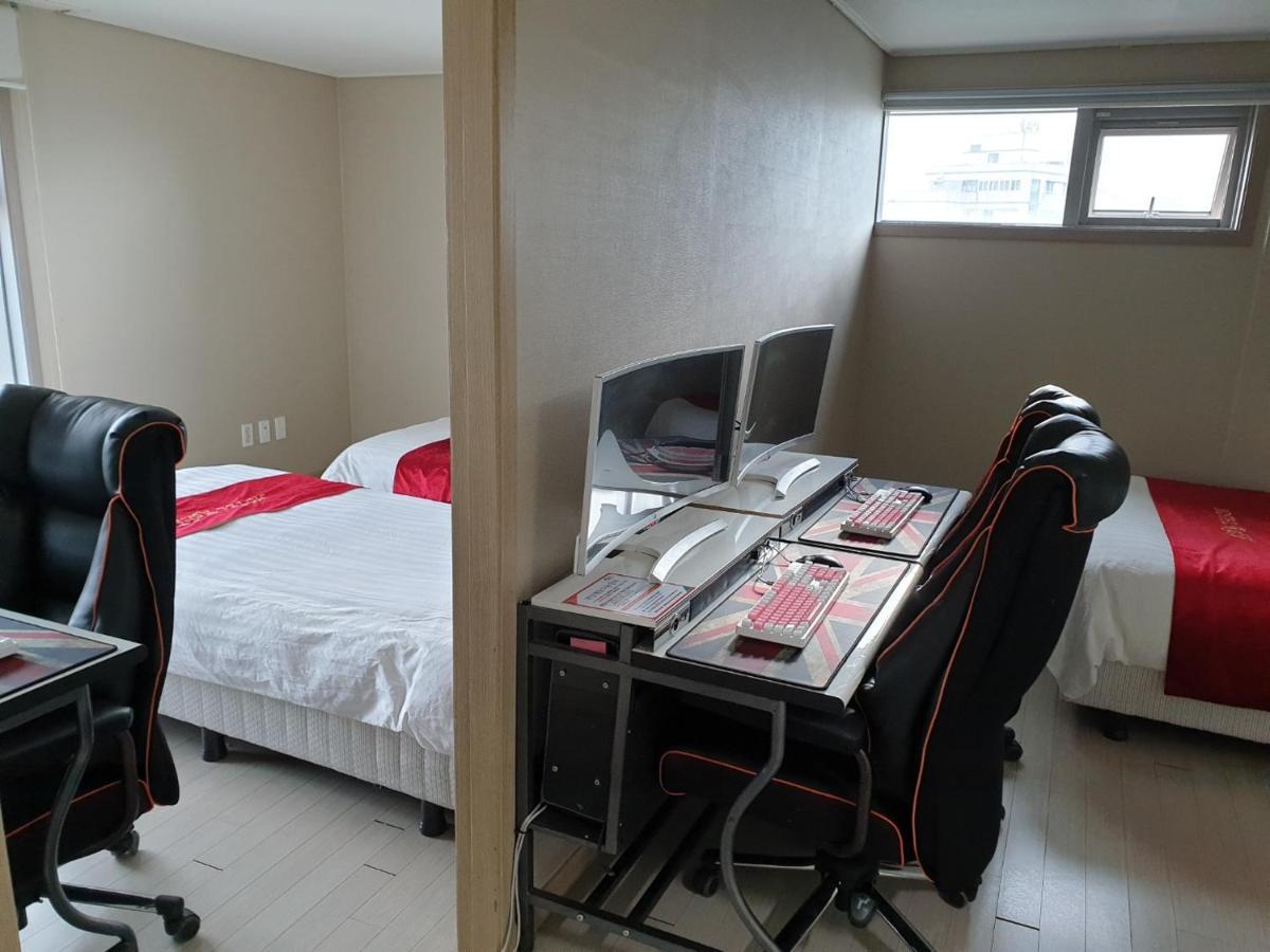 R&T Hotel Jeju Extérieur photo