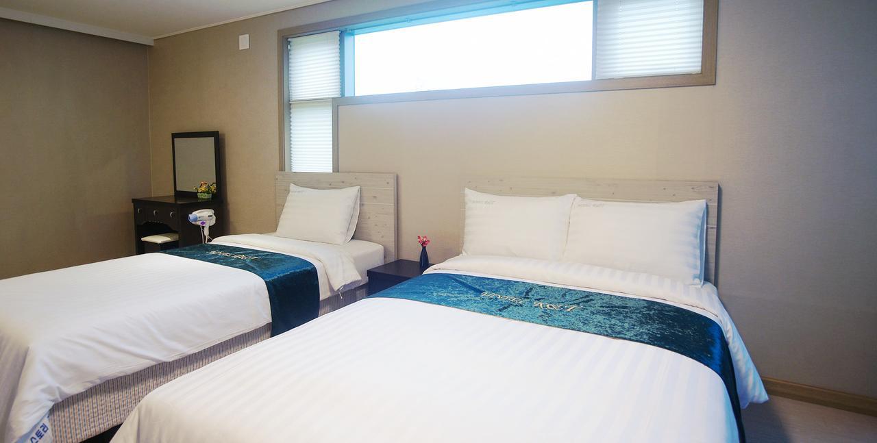 R&T Hotel Jeju Extérieur photo